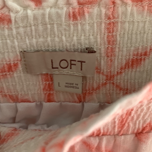 Loft size large coral and white maxi skirt with slits on the side - Picture 4 of 6